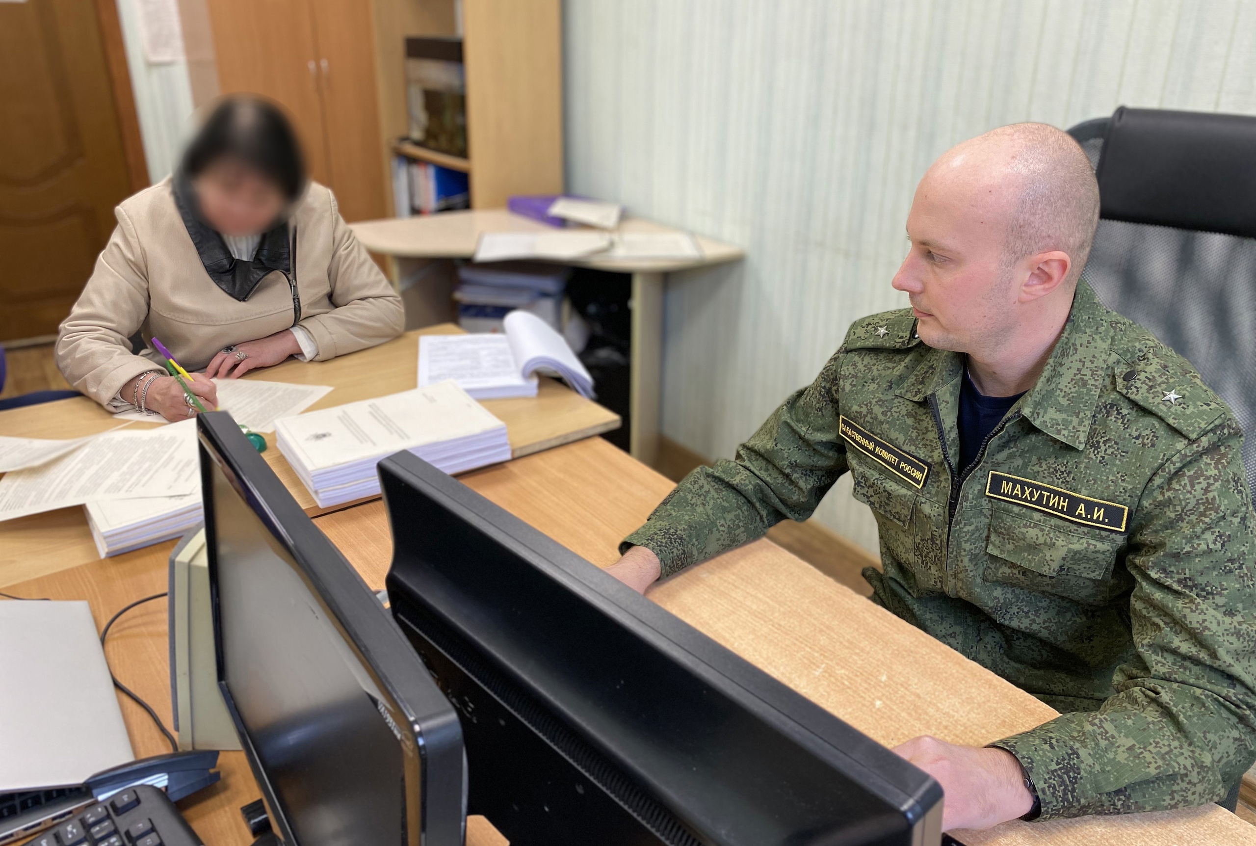 В Брянске директору и сотруднику техникума предъявили обвинение во взяточничестве