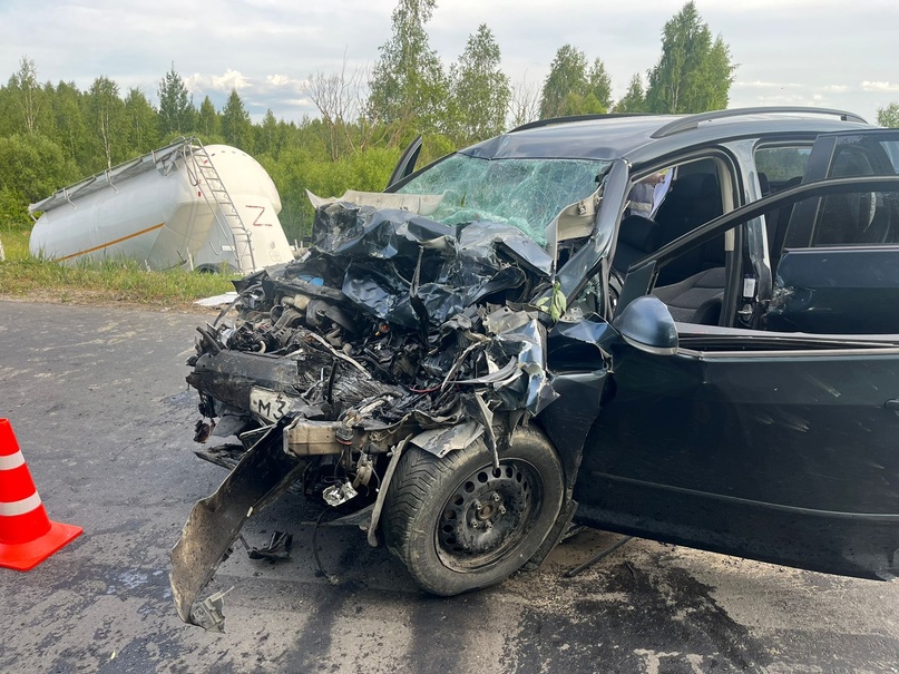 В страшном ДТП под Жуковкой погиб 54-летний водитель