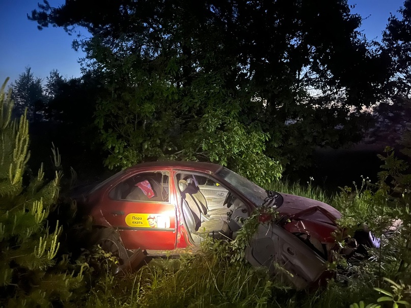 В ДТП на брянской трассе погиб 37-летний водитель