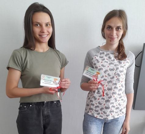 В Новозыбкове двум сиротам вручили ключи от квартир