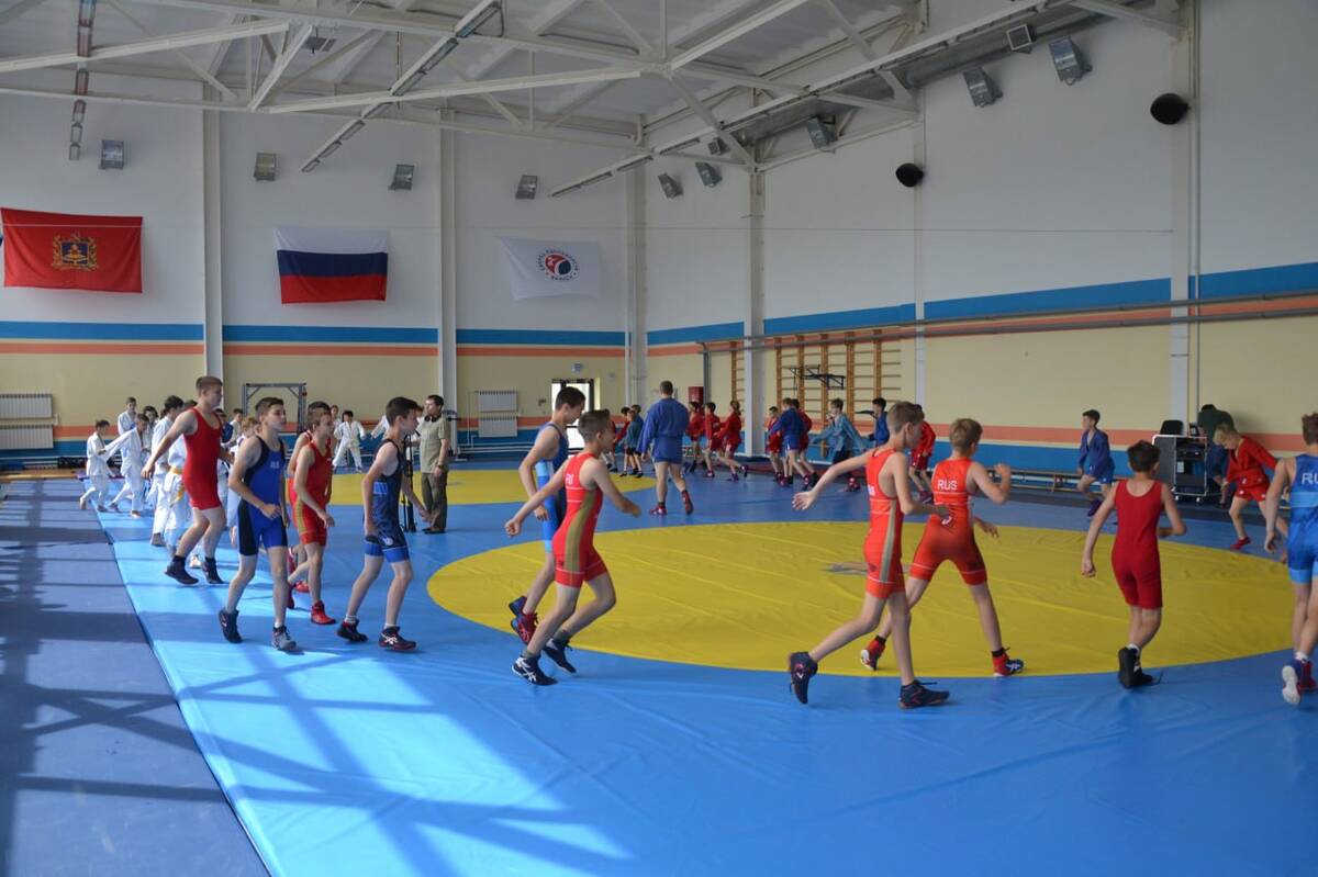 Во Дворце единоборств Брянска для спортсменов провели мастер-класс
