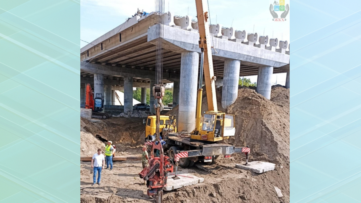 На Славянском мосту в Брянске начали отсыпку площадки у опоры №6