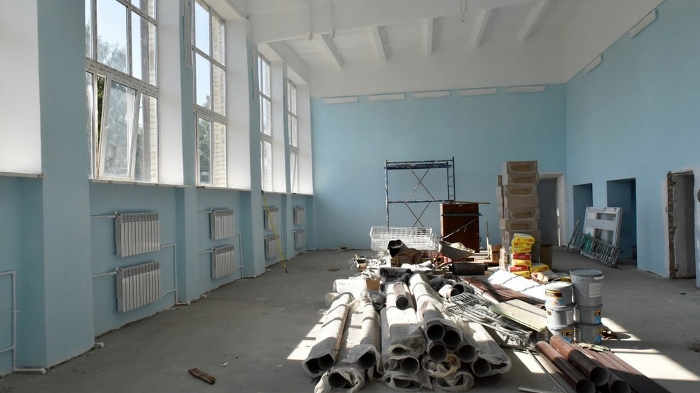 В Трубчевском районе ремонтируют Городецкую среднюю школу