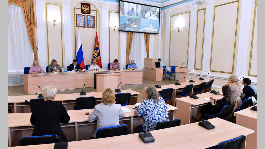 В Брянске прошел семинар-совещание в сфере противодействия коррупции