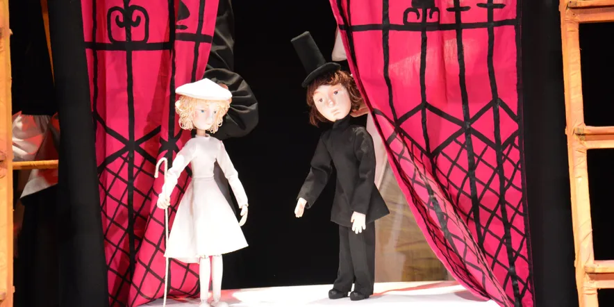 Брянский театр кукол покажет спектакль по сказке Г. Х. Андерсена «Пастушка и трубочист»