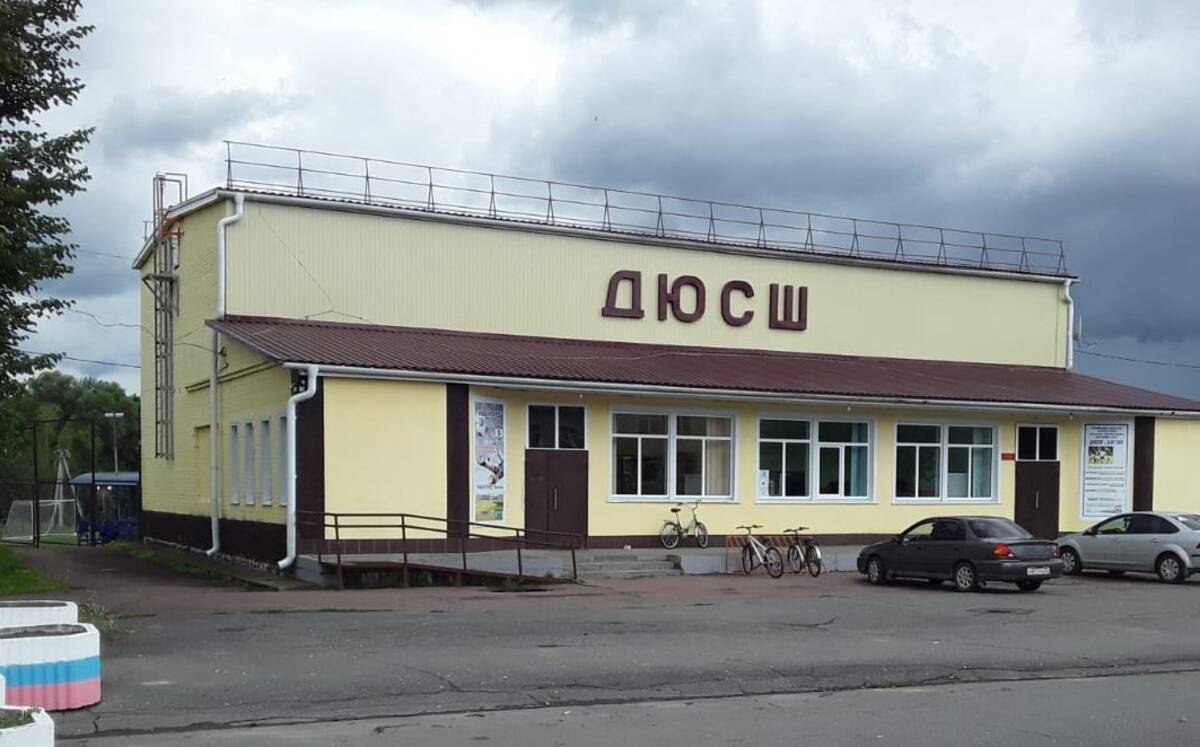 На капремонт зала в Клетнянской детской спортшколе выделили 2,4 млн рублей