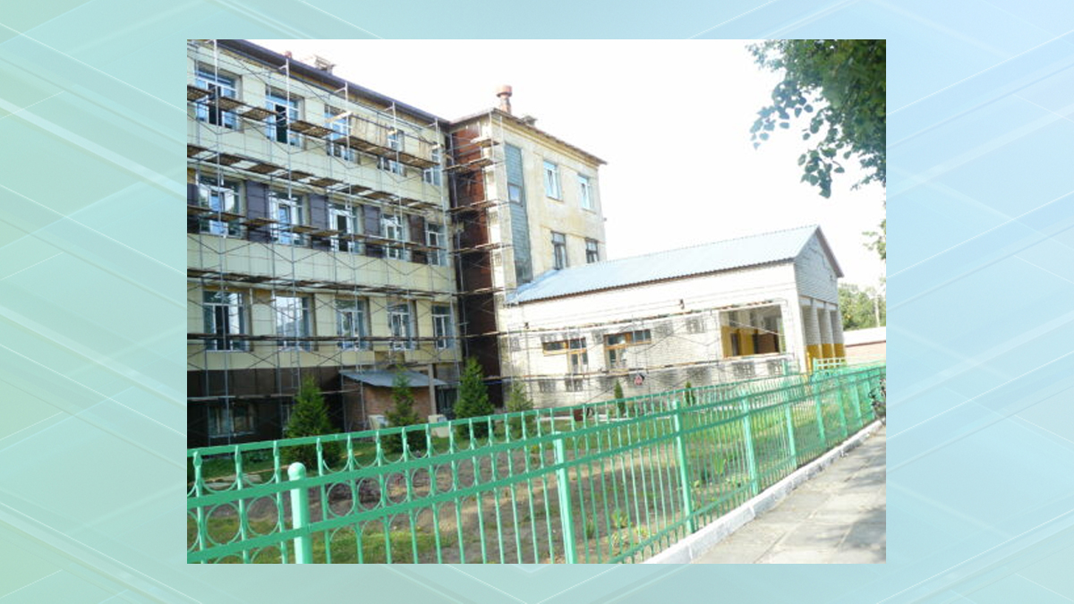 В Дятьково продолжается капитальный ремонт в школе №1
