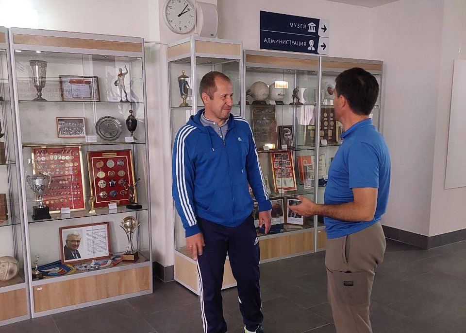 Руководитель брянского спорта познакомился с работой Дворца «Центральный» в Калуге