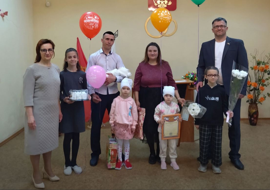 В Фокинском районе Брянска за пять месяцев на свет появился 301 малыш