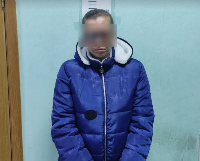 В Брянске осудили горе-мать, заставлявшую сына и дочь употреблять наркотики