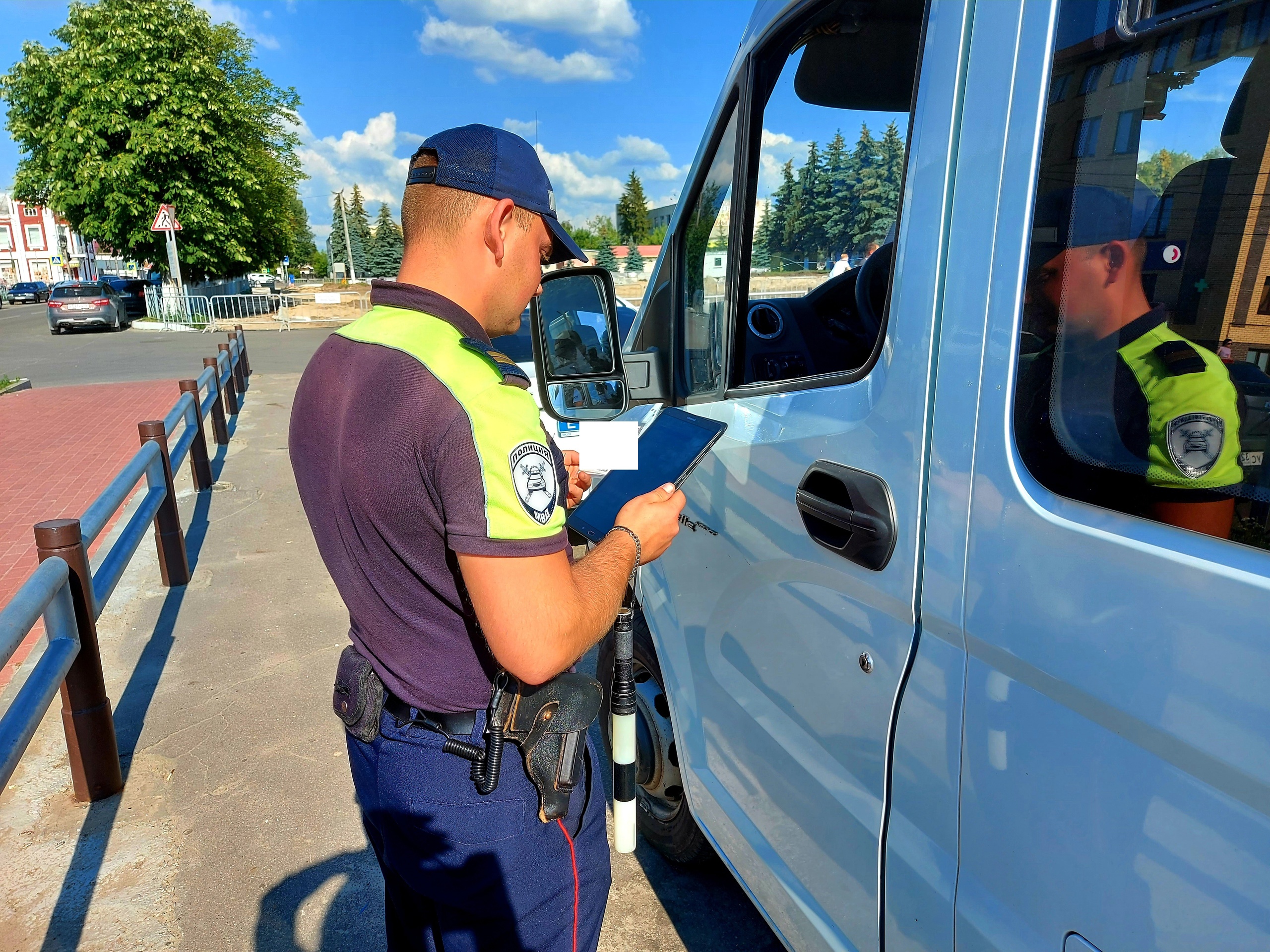Карачевские полицейские устроили проверки водителей автобусов