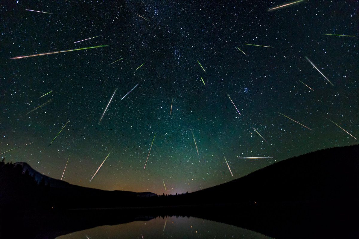 Жители Брянской области смогут увидеть 19 июля метеоритный поток Персеиды