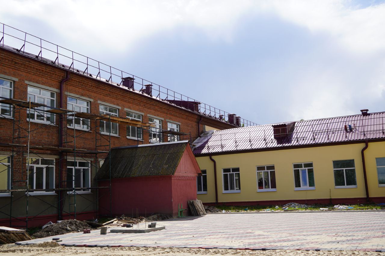 В Брянской области в 2023 году отремонтируют 32 школы