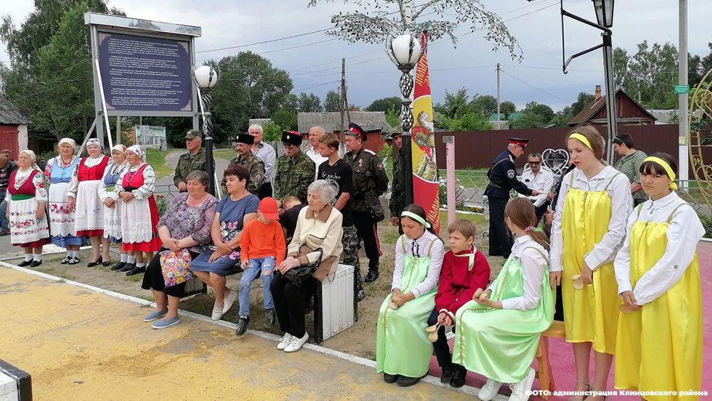 В селе Лопатни провели творческую встречу «Казачий род — казачье племя»