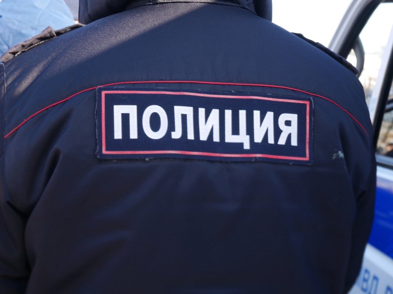В Брянске уголовник украл из магазинов варочную панель и гироскутер