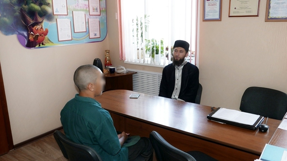 Председатель религиозной организации мусульман Брянска посетил колонию для несовершеннолетних