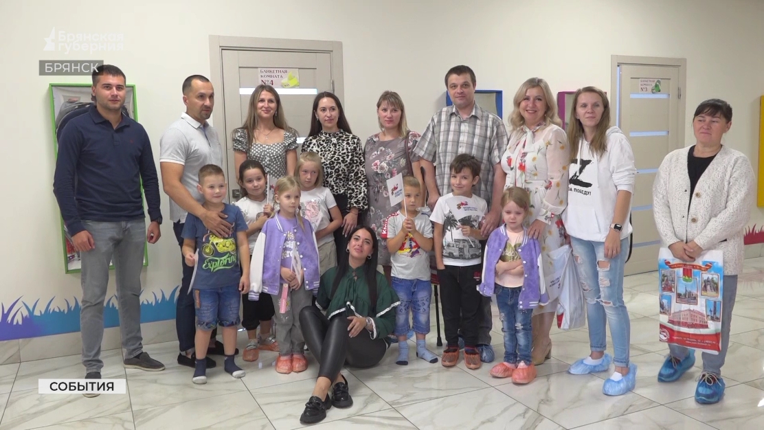 Брянский филиал фонда «Защитники Отечества» подготовил подарки детям бойцов СВО