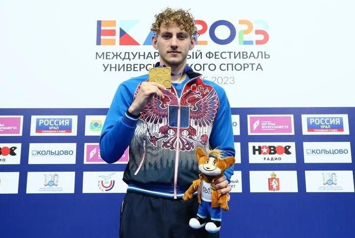 Брянский пловец Илья Бородин завоевал две медали на Международном фестивале университетского спорта