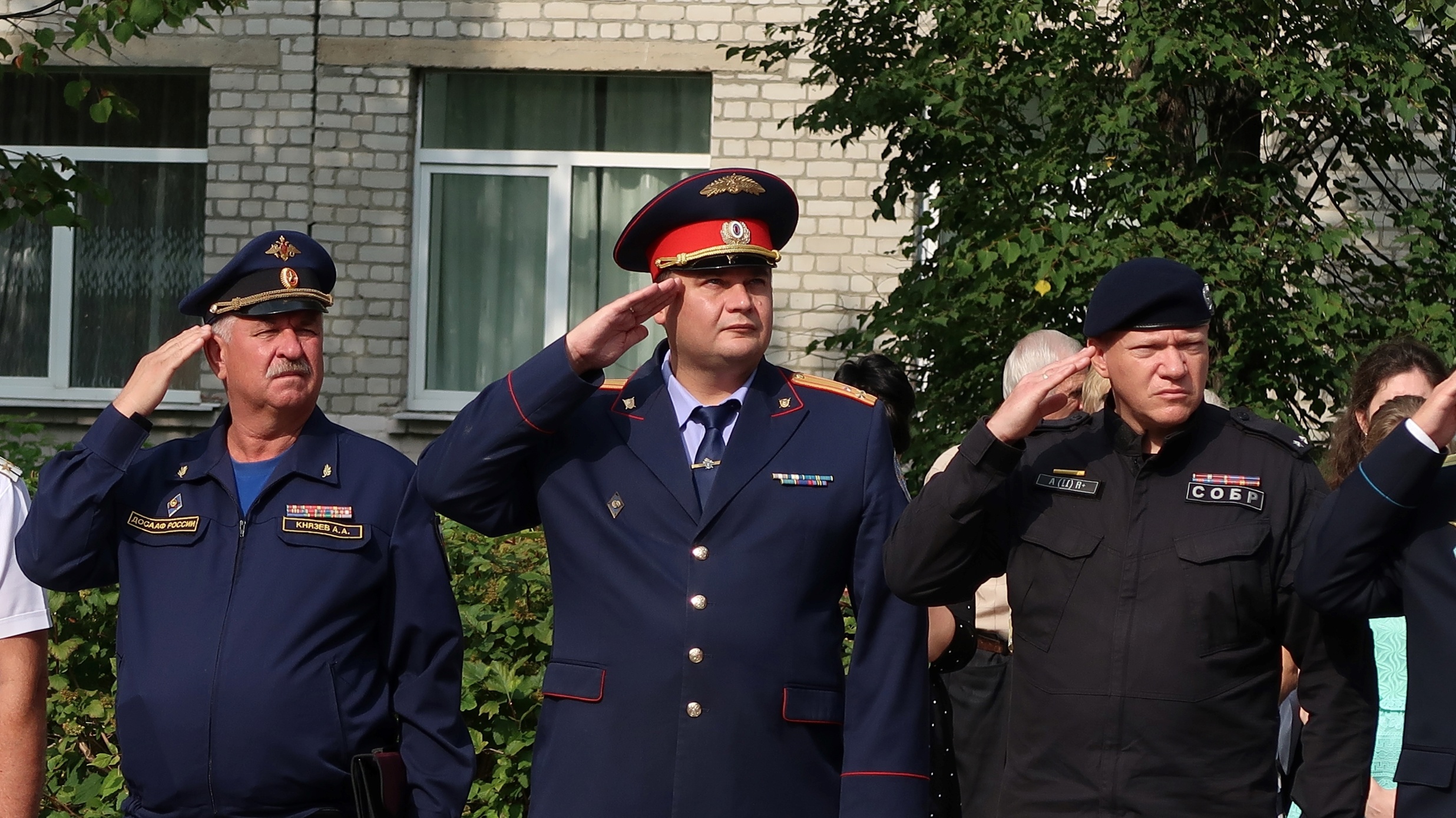 Руководитель брянского СУ СК России поздравил кадет с Днем знаний