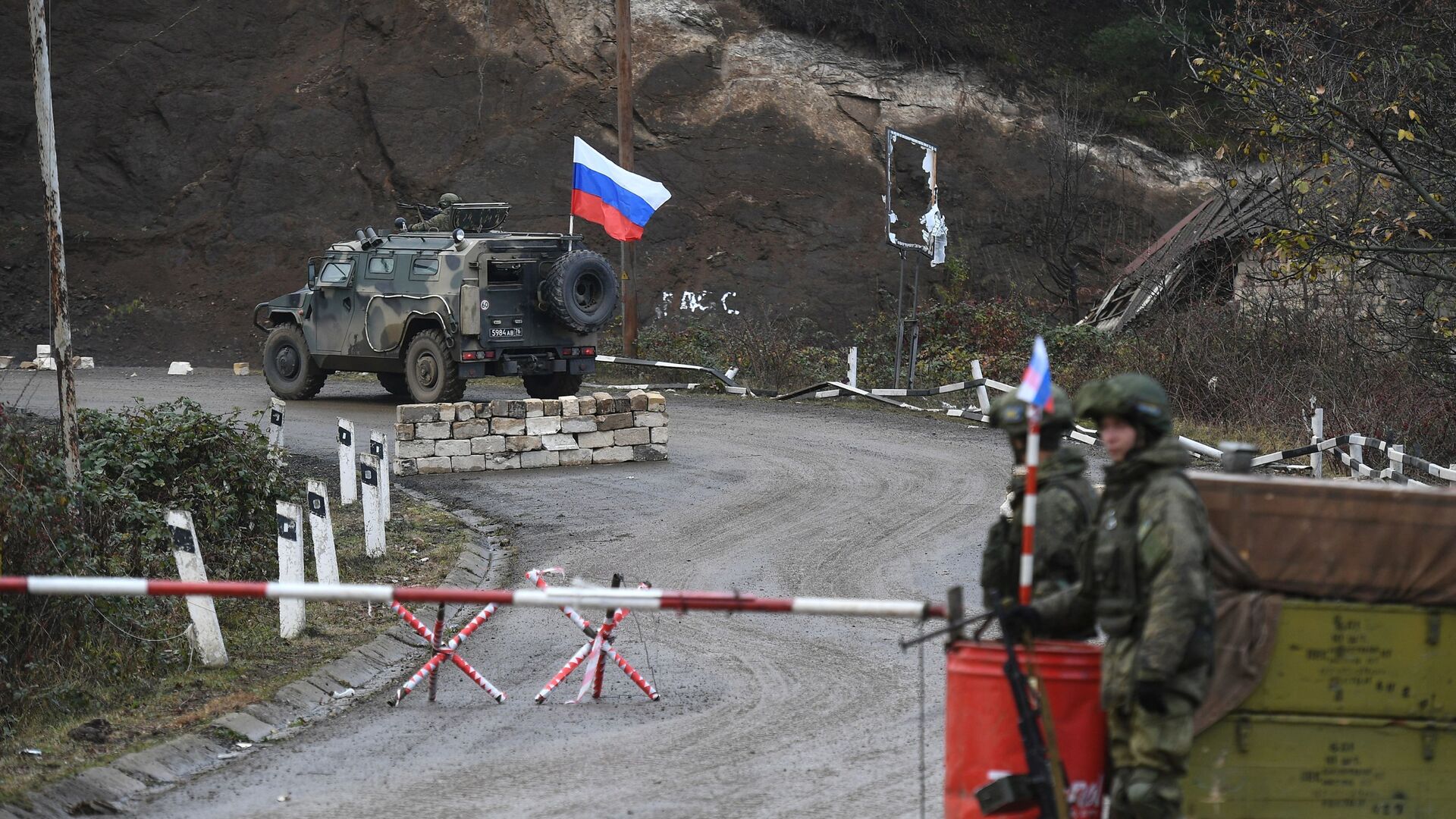 Российских миротворцев в Карабахе расстреляли азербайджанские военные