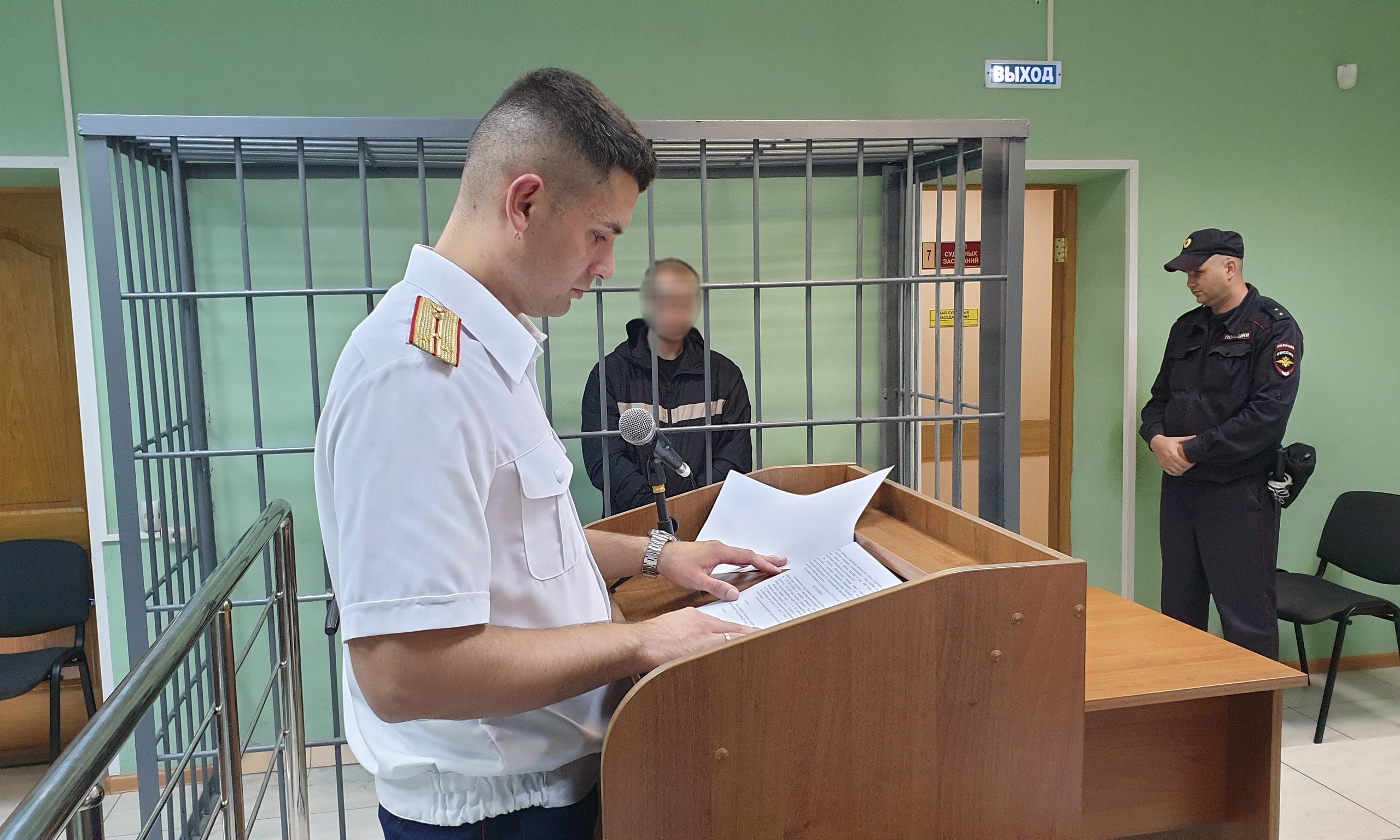 В Брянске взяли под стражу группу обвиняемых в незаконной торговле лекарствами