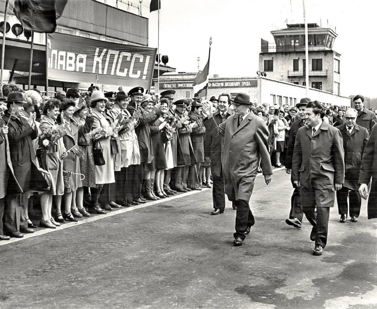 Брянцам показали фото встречи 17 сентября 1979 года идеолога КПСС Михаила Суслова