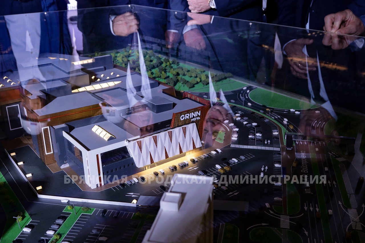 Новый ТРЦ «МегаГринн» в Брянске обещает удивить российским рекордом