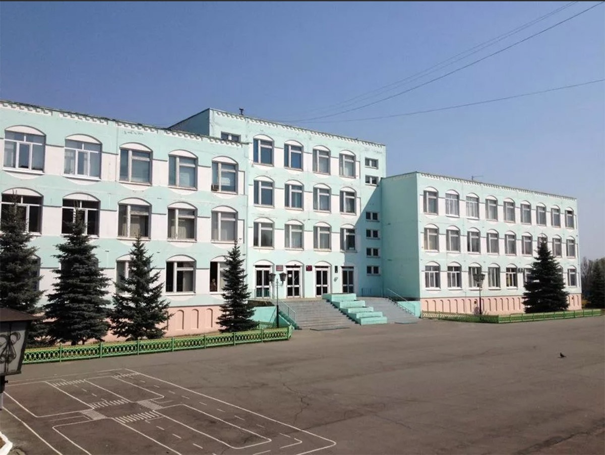 В Брянске после сообщений о минировании эвакуировали учащихся гимназии №3 и школы №51