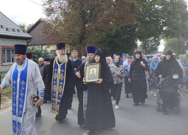 В Севске состоялся крестный ход с Казанской иконой Божией Матери