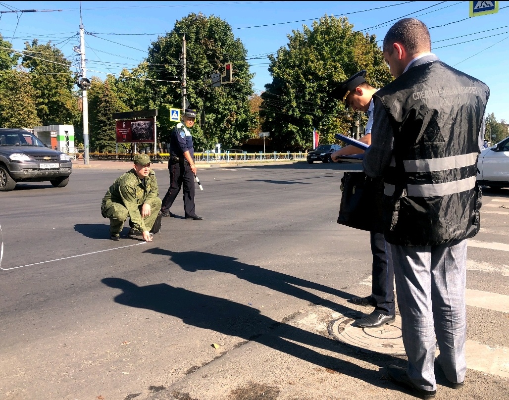 СУ СК России расследует уголовное дело по факту ДТП на улице Никитина в Брянске