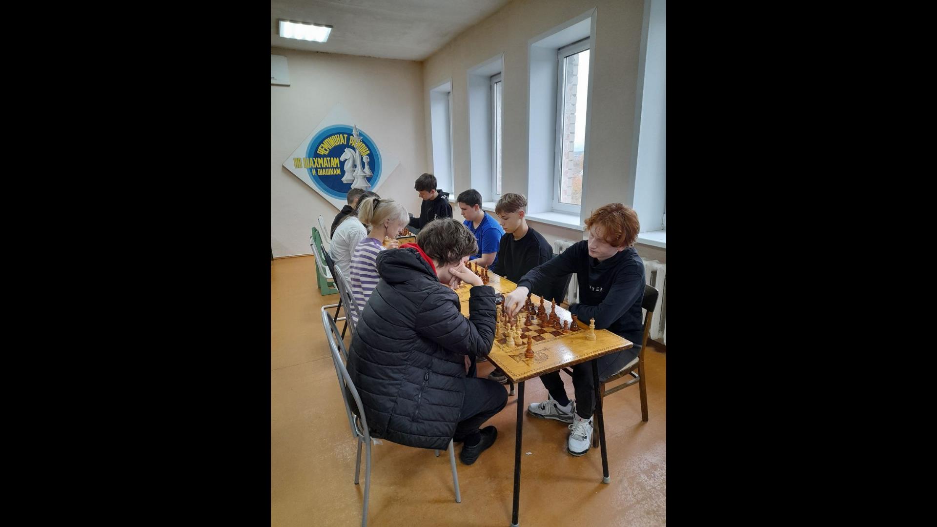 В посёлке Климово состоялся шахматный турнир для подростков