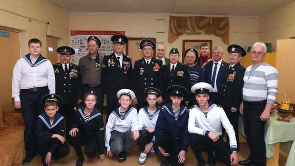В Клинцах открылась выставка в честь Дня основания военно-морского флота