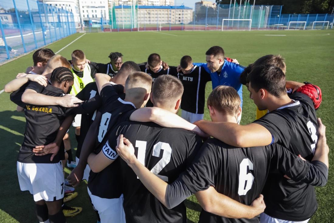 Футболисты Брянского гостехуниверситета выступили в полуфинале «Общероссийского дивизиона»