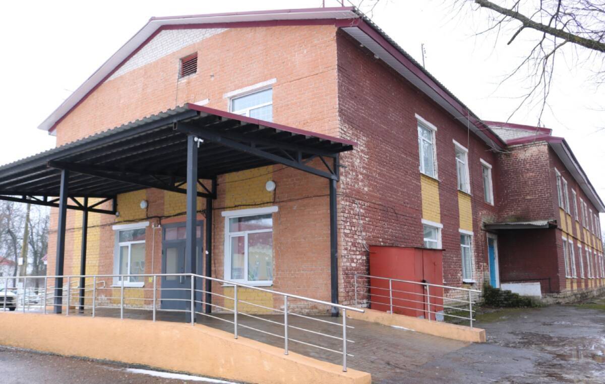 Ремонт поликлиники Комаричской районной больницы идет к завершению