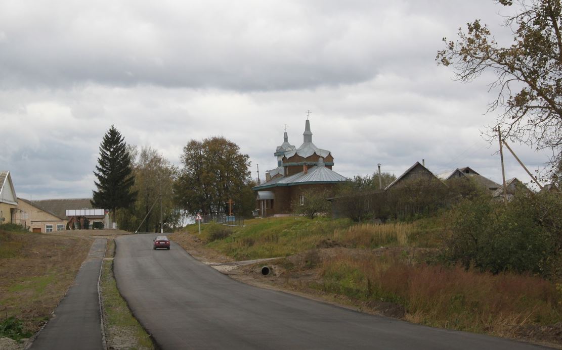 В Брянской области обновляют сельские дороги