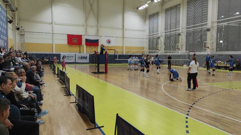 Брянские волейболистки уступили пензенскому «Университет-Визиту»