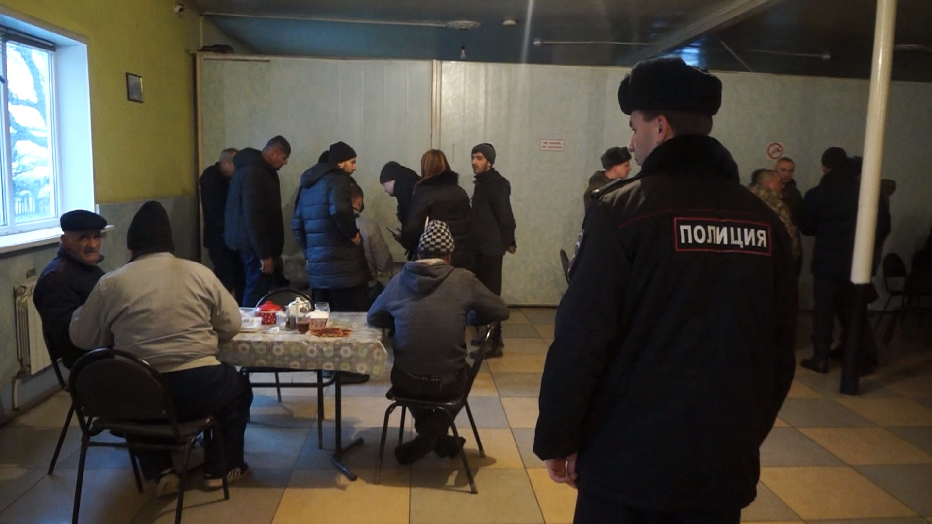 Брянские полицейские выдворили из России пятерых иностранцев