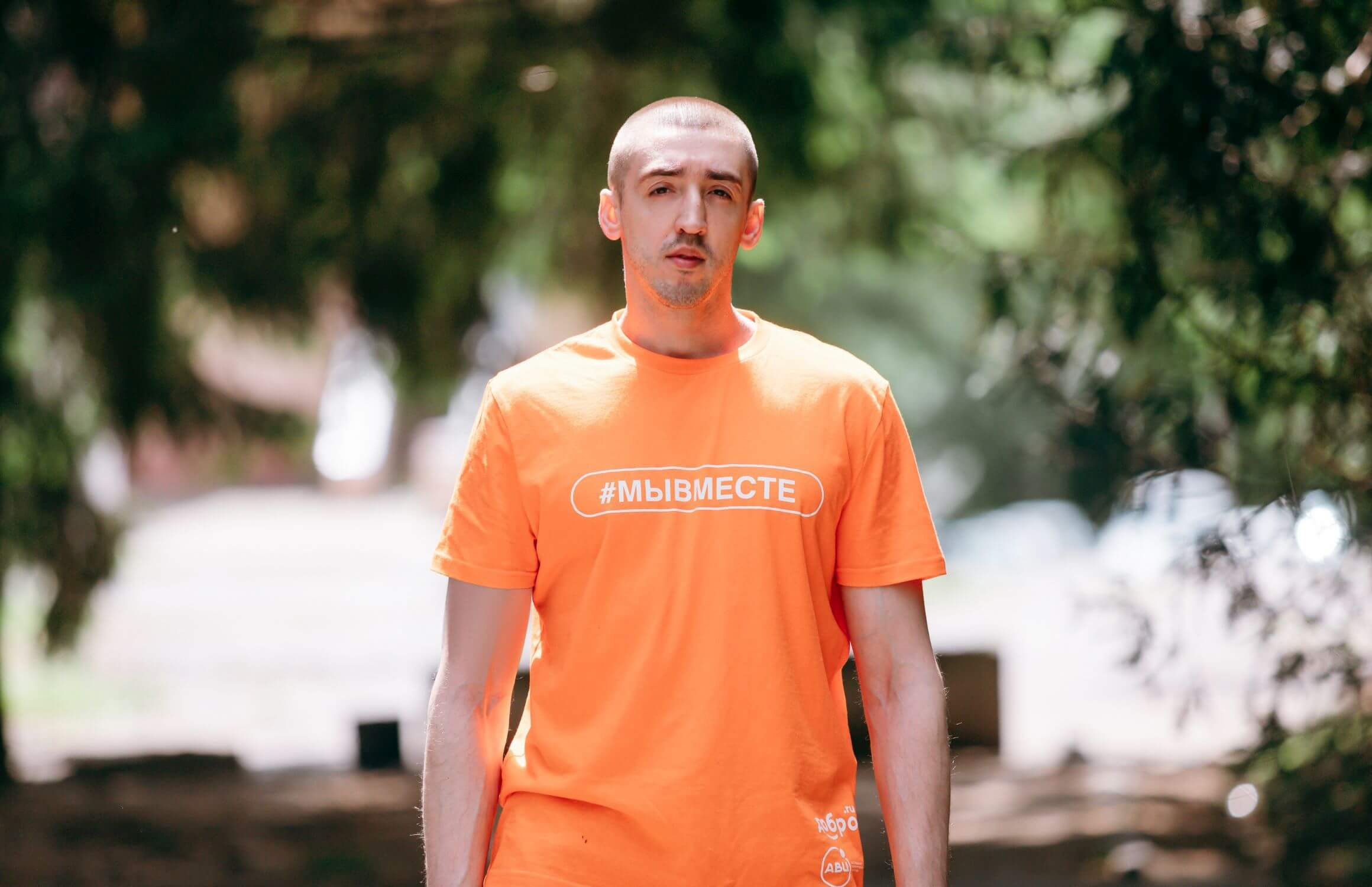 Брянский волонтер Павел Сергутин стал героем проекта «Нас много – мы вместе»