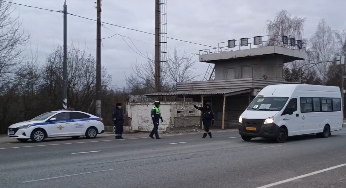 На Брянщине в первый день операции «Автобус» на нарушениях попались 78 водителей (ВИДЕО)
