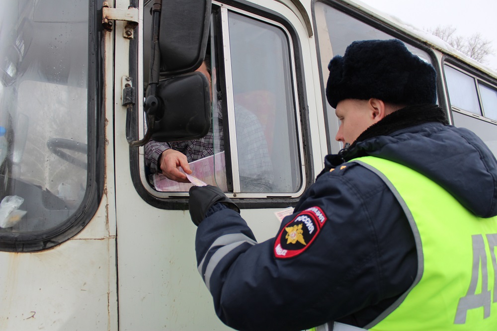 В Брянске за неделю наказали 65 водителей автобусов и маршруток