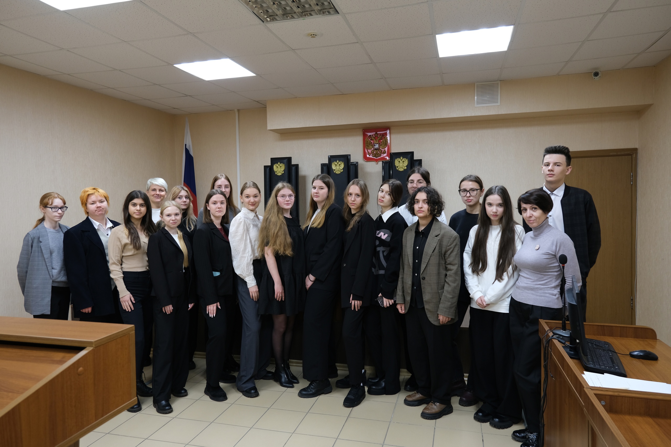 В Брянском областном суде устроили экскурсию для школьников