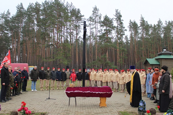 В Жуковке перезахоронили останки воинов Великой Отечественной войны
