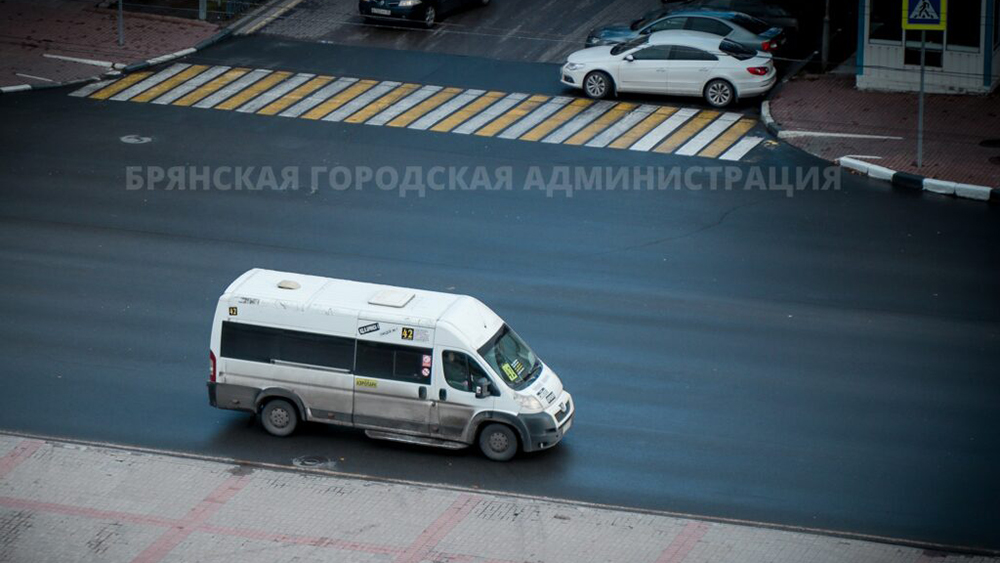 В брянских маршрутках оплатить проезд можно переводом