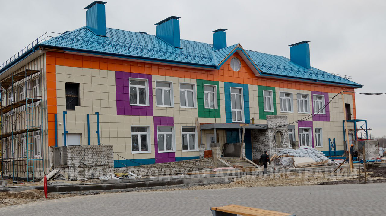 В Брянске в микрорайоне «Флотский» почти достроили второй детский сад на 280 мест