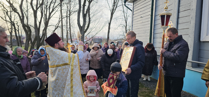 Приход Успенской церкви в Почепском районе отметил престольный праздник