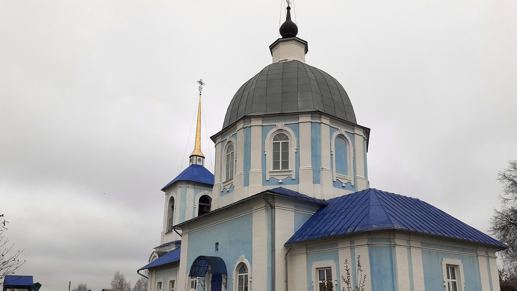 В селе Юрасова Карачевского района прошло праздничное богослужение
