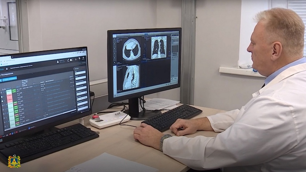 В Брянской межрайонной больнице появился компьютерный томограф