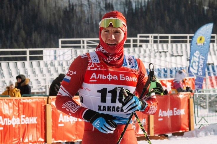 Брянский лыжник Большунов выиграл десятую гонку подряд на этапах Кубка России