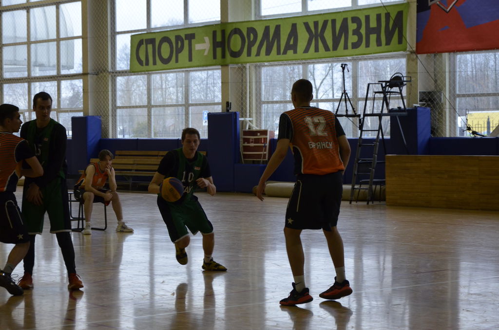 Сборные команды БГТУ взяли «бронзу» по баскетболу на фестивале студенческого спорта Брянской области