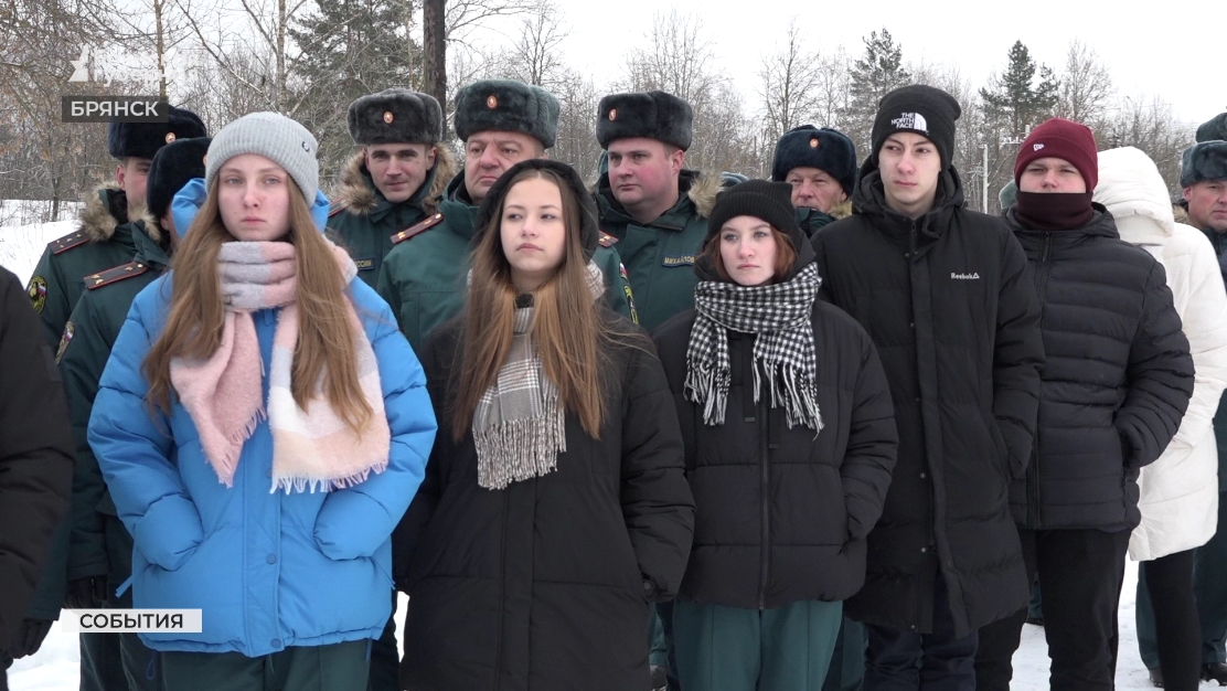 В Брянске прошли учебные занятия по спасению утопающих в зимний период